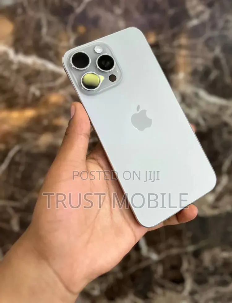 Apple iPhone 15 Pro Max 256 GB White