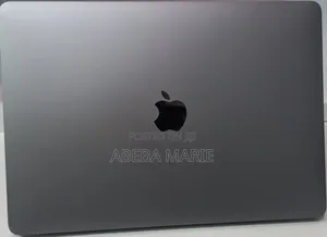New Laptop Apple MacBook Pro 2020 M1 8GB Apple M1 SSD 256GB