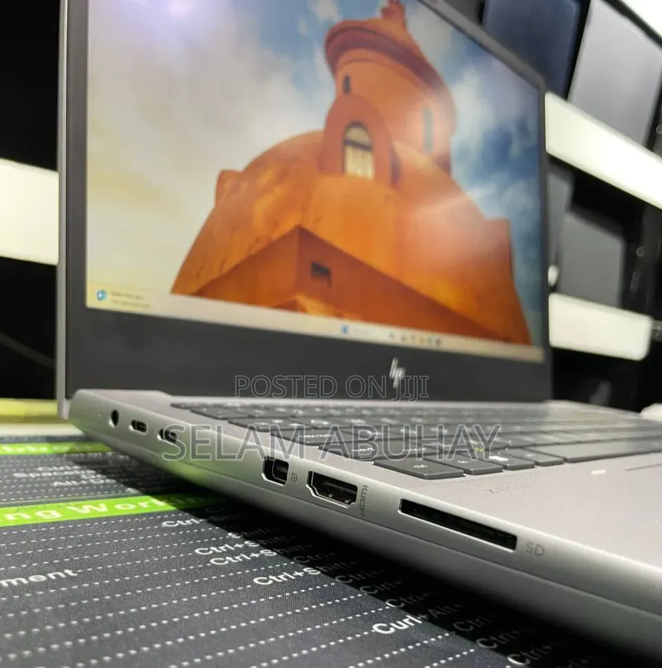 New Laptop HP ZBook 15 32GB Intel Core i9 SSD 512GB