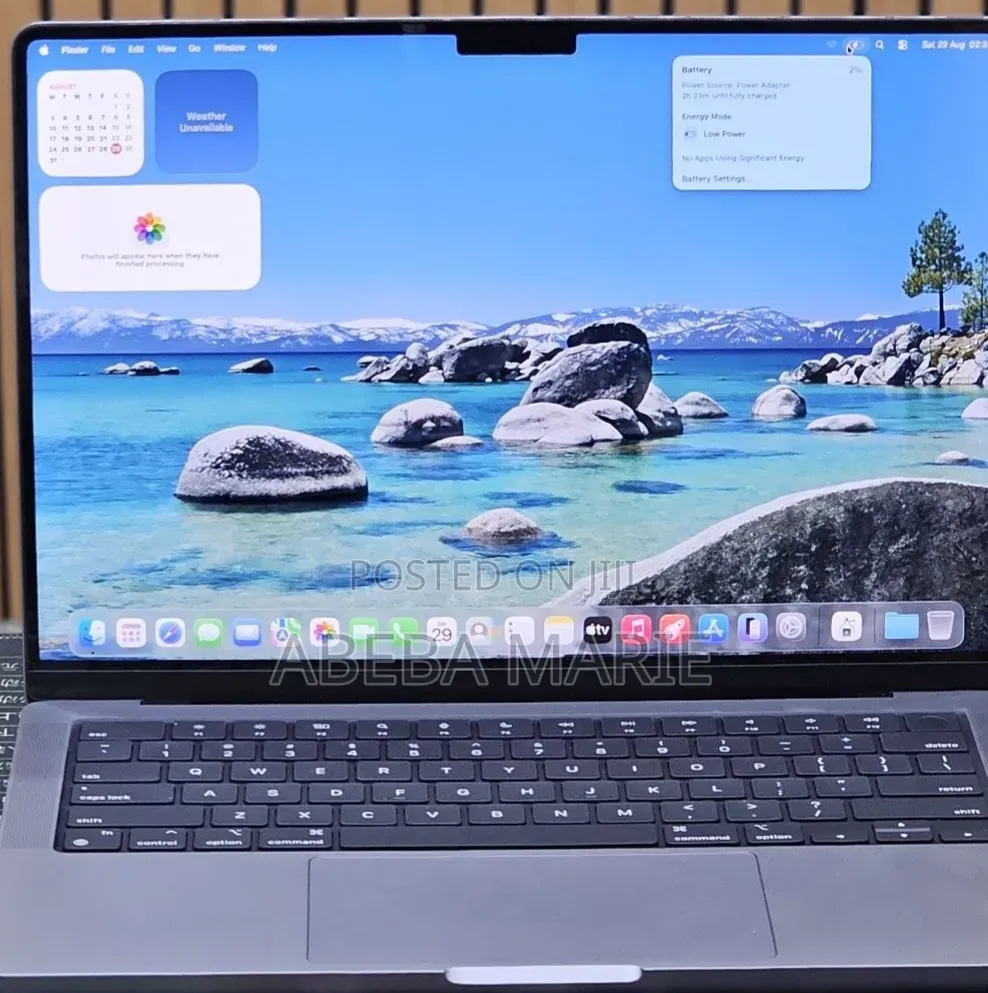 New Laptop Apple MacBook Pro 2021 M1 16GB Apple M1 Pro SSD 512GB