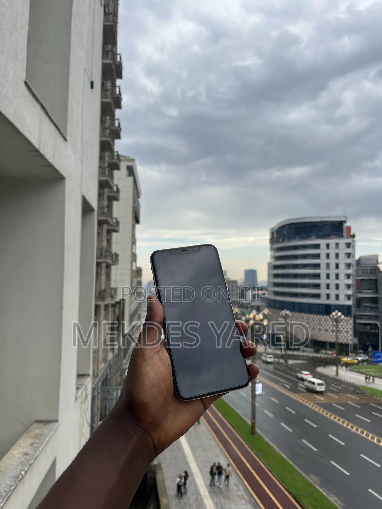 New Apple iPhone XS Max 64 GB Gold