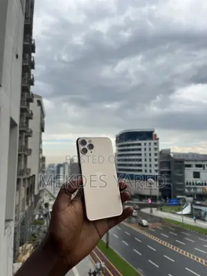 New Apple iPhone 11 Pro 256 GB Gold
