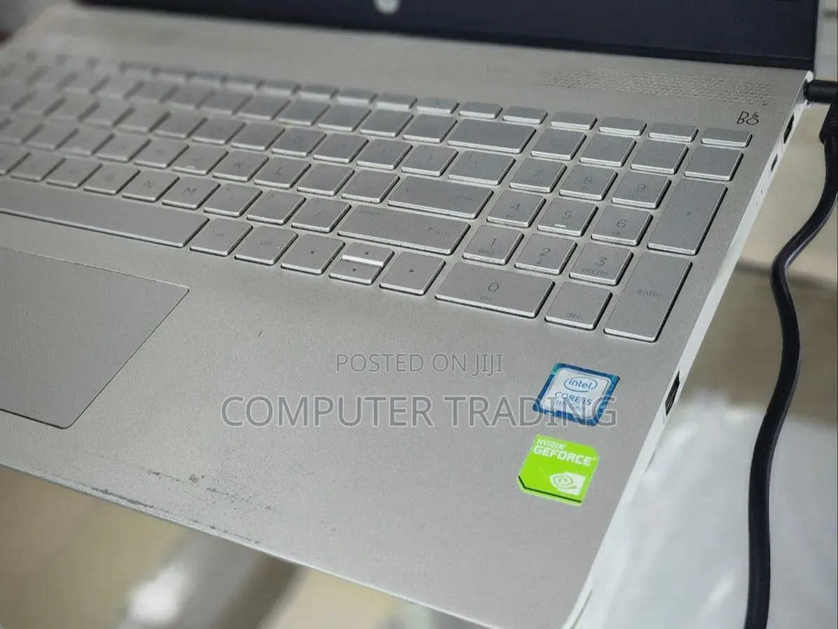 New Laptop HP Pavilion 15 8GB Intel Core i5 HDD 2T