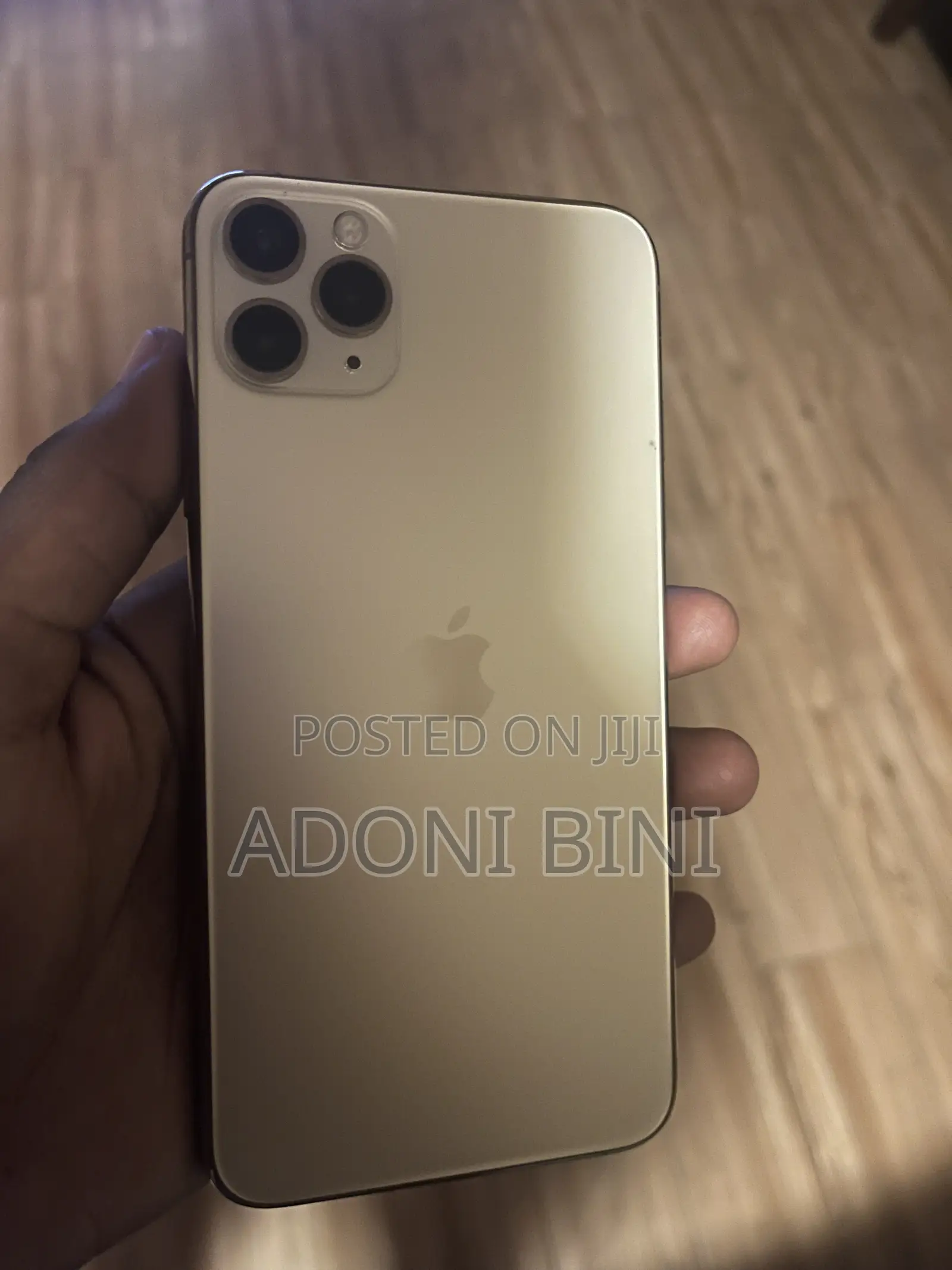 Apple iPhone 11 Pro Max 64 GB Gold
