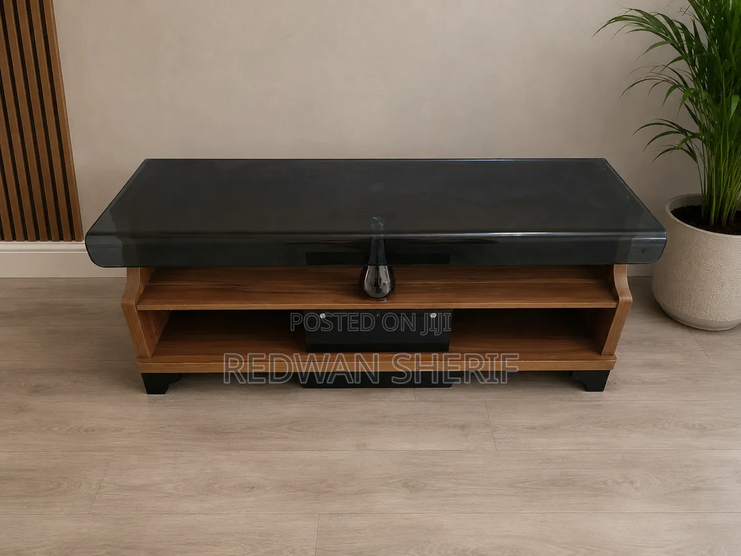 Genuin Wood TV Stand