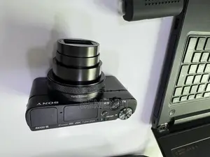 Sony Cyber-Shot DSC-Rx100 Vii (Rx100 M7)