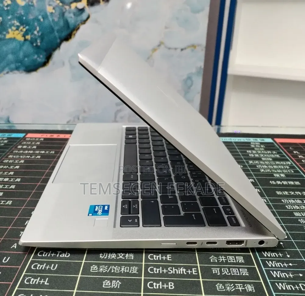 New Laptop HP EliteBook 830 G8 16GB Intel Core i5 SSD 512GB