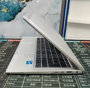 New Laptop HP EliteBook 830 G8 16GB Intel Core i5 SSD 512GB