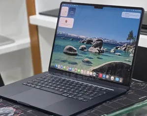 New Laptop Apple MacBook Air 2025 M4 16GB Apple M4 SSD 256GB