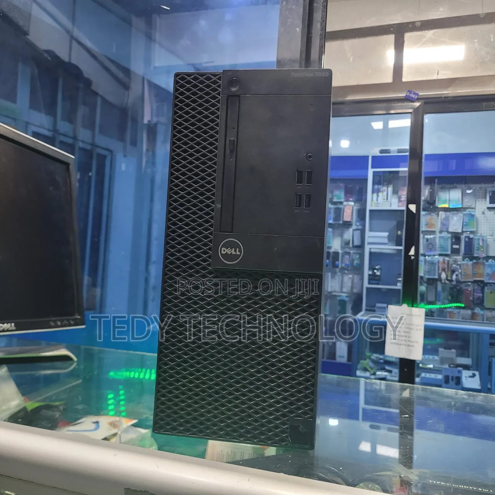 Desktop Computer Dell OptiPlex 3050 8GB Intel Core i5 HDD 500GB