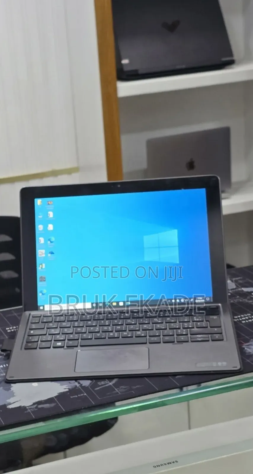 New Laptop HP Elite X2 1012 8GB Intel Core i5 SSD 128GB