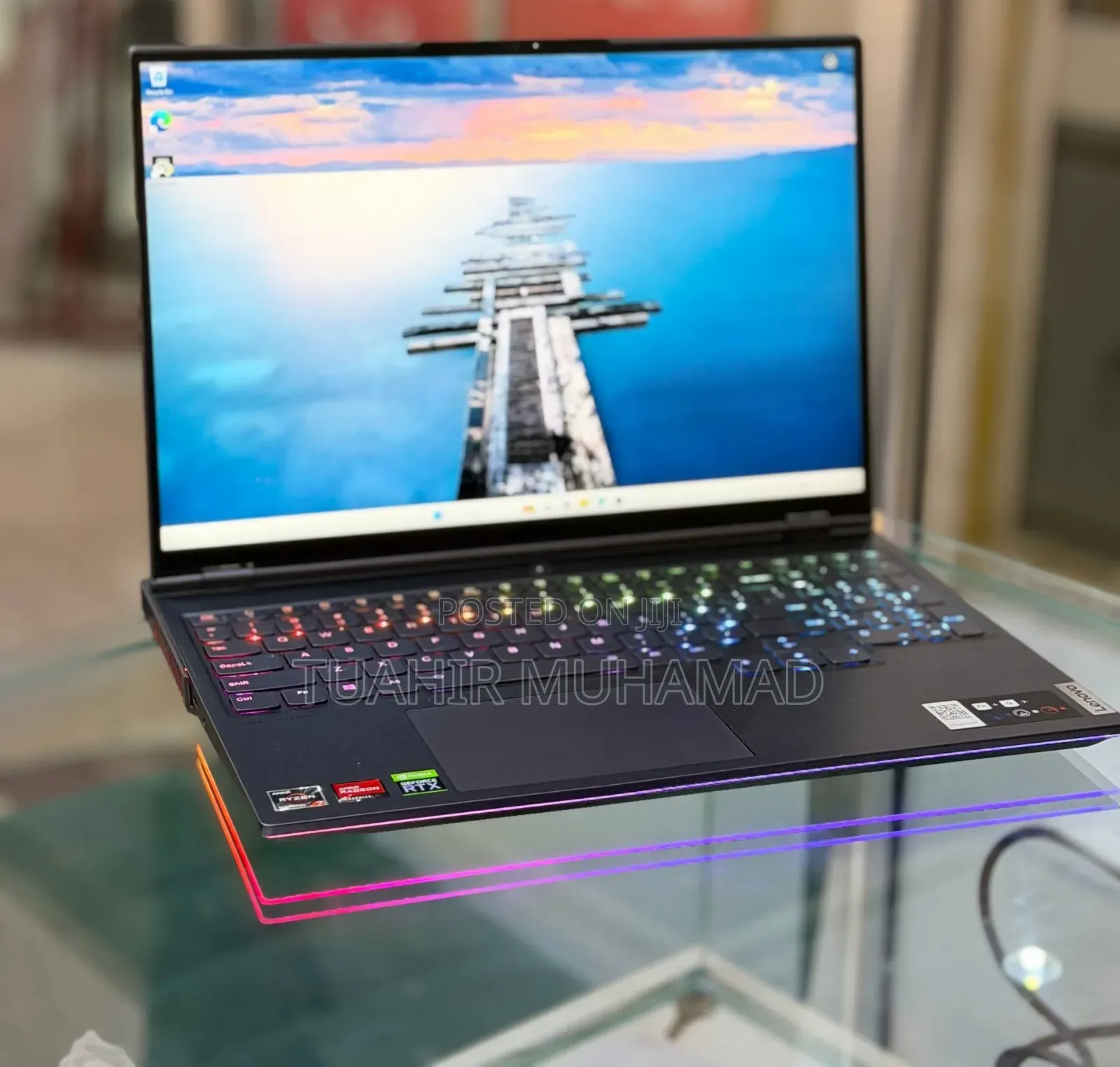 New Laptop Lenovo Legion 7 16GB AMD Ryzen 7 SSD 512GB