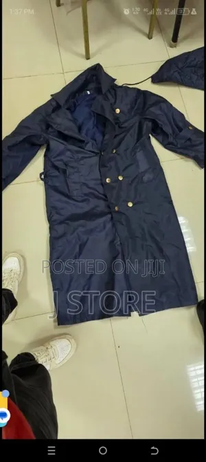 Police Rain Coat የፖሊስ የዝናብ ልብስ