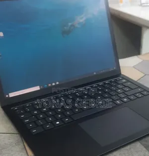 New Laptop Microsoft Surface 16GB Intel Core i7 SSD 512GB