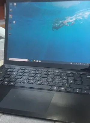 New Laptop Microsoft Surface 16GB Intel Core i7 SSD 512GB