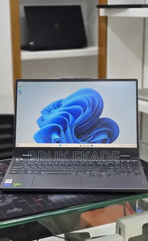 New Laptop Lenovo Legion 5 16GB Intel Core i7 SSD 1T