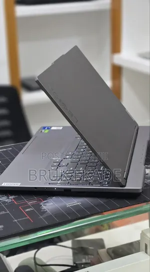 New Laptop Lenovo Legion 5 16GB Intel Core i7 SSD 1T