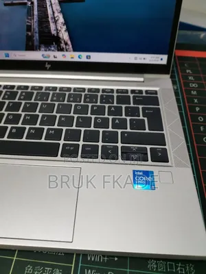 New Laptop HP EliteBook 830 G8 16GB Intel Core i5 SSD 512GB