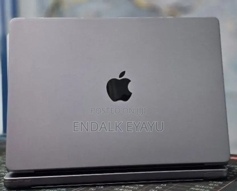 New Laptop Apple MacBook Pro 2021 M1 32GB Apple M1 Pro SSD 512GB