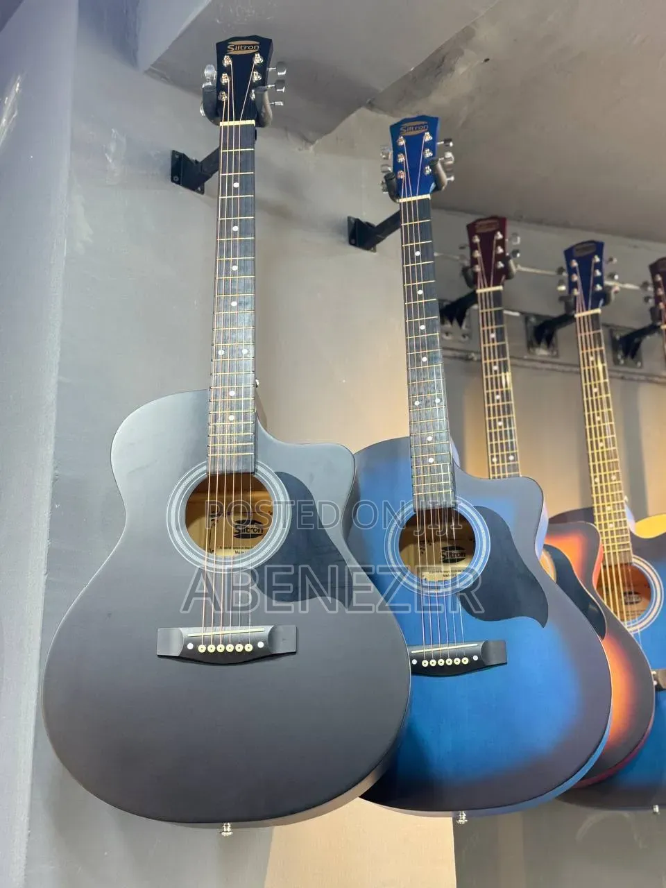 Siltron Box Guitar