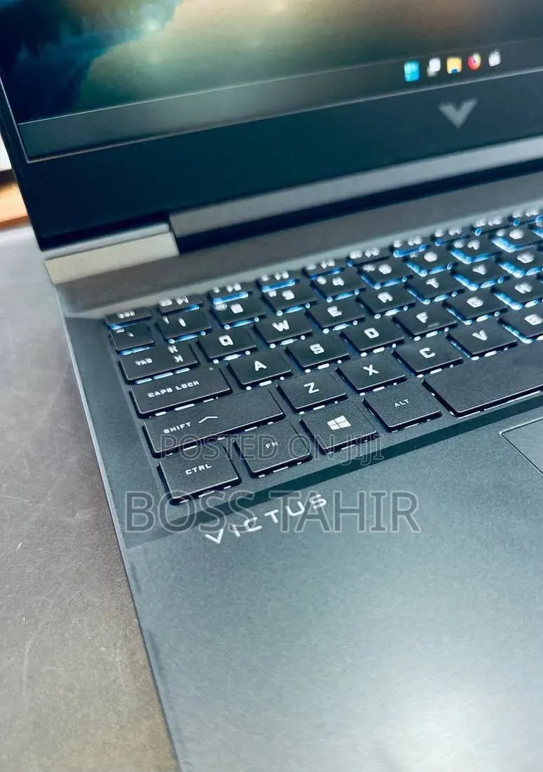 New Laptop HP Victus 15 16GB Intel Core i7 SSD 512GB
