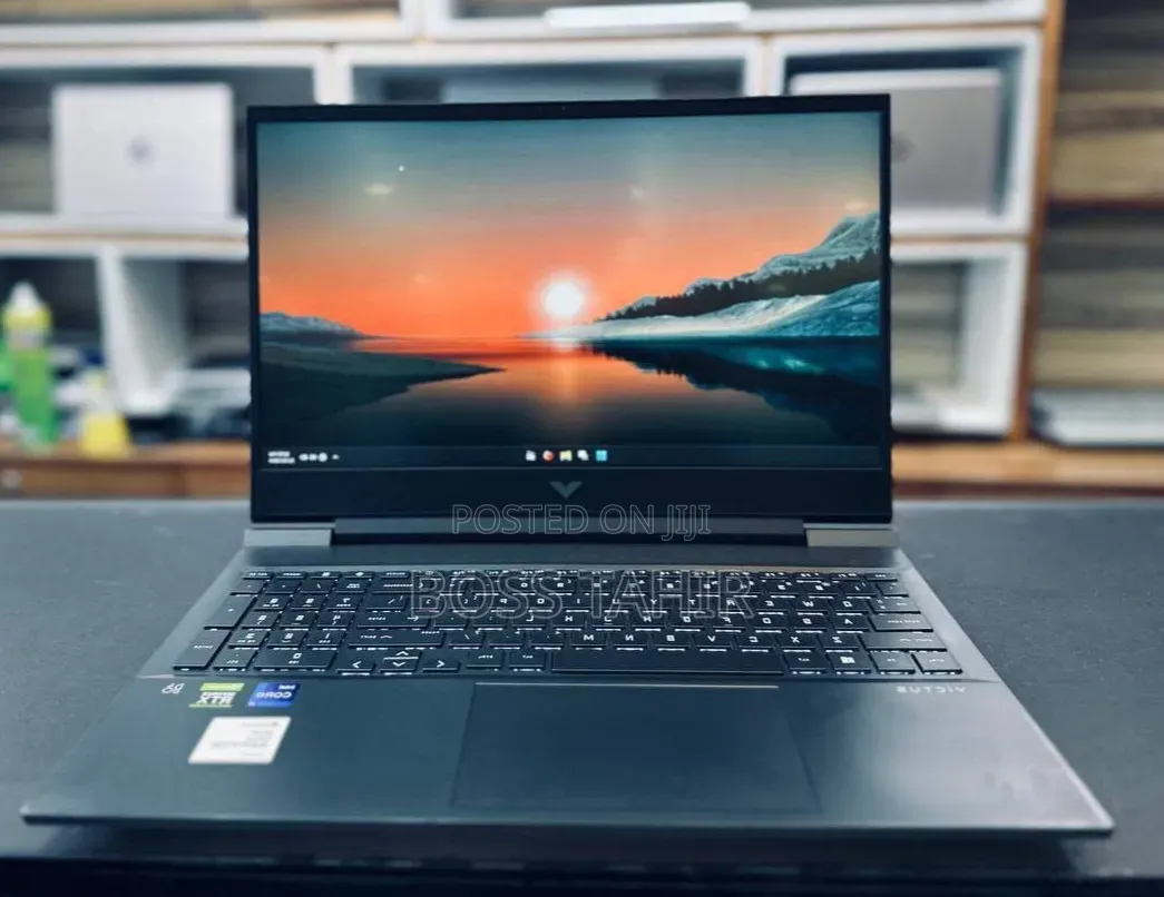 New Laptop HP Victus 15 16GB Intel Core i7 SSD 512GB