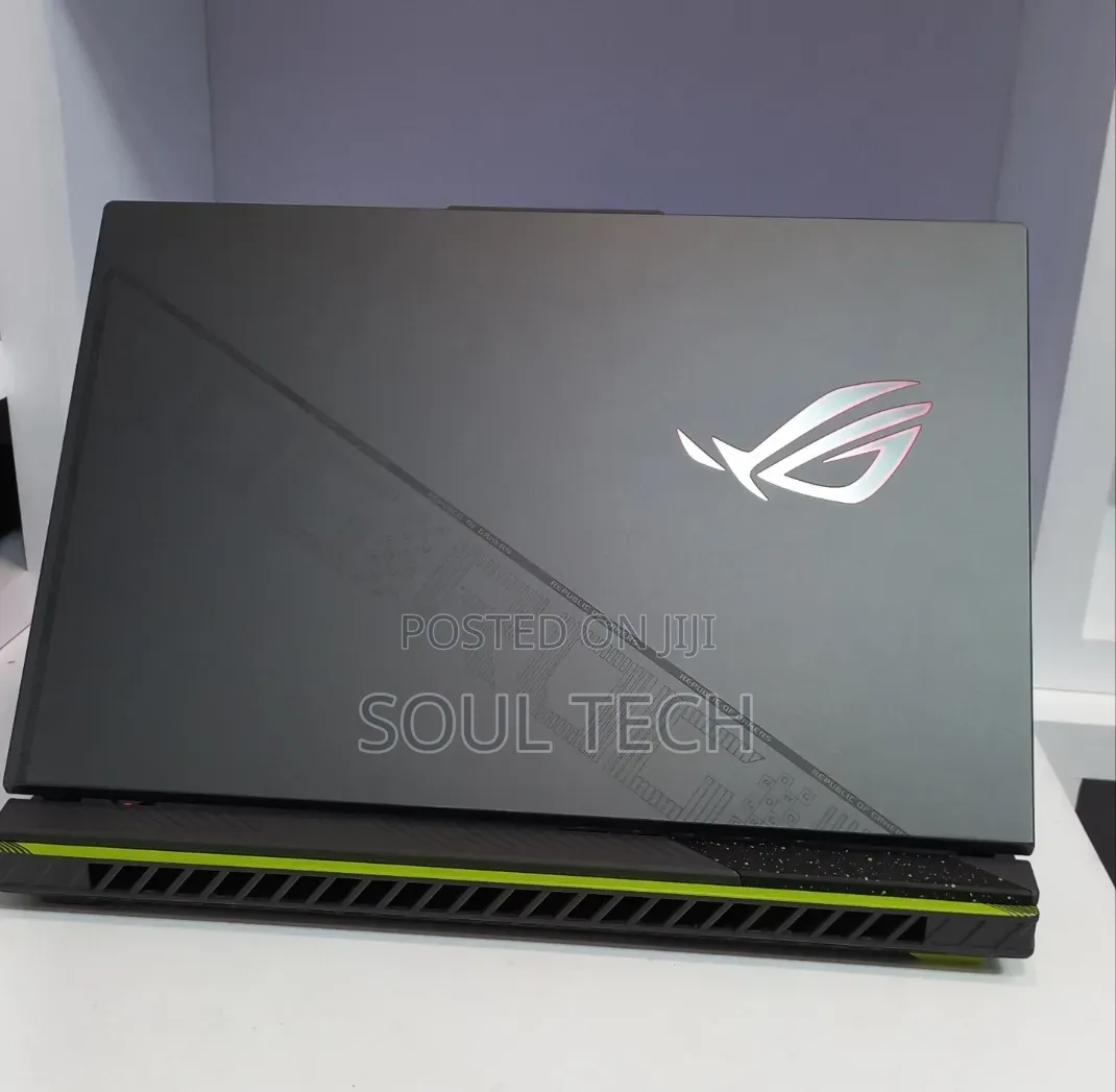 New Laptop Asus ROG Strix G15 16GB Intel Core i9 SSD 1T