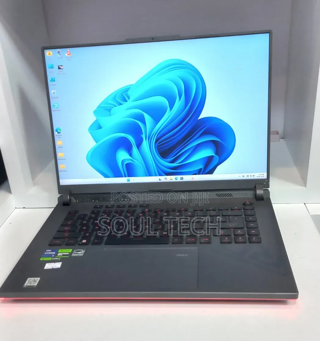 New Laptop Asus ROG Strix G15 16GB Intel Core i9 SSD 1T
