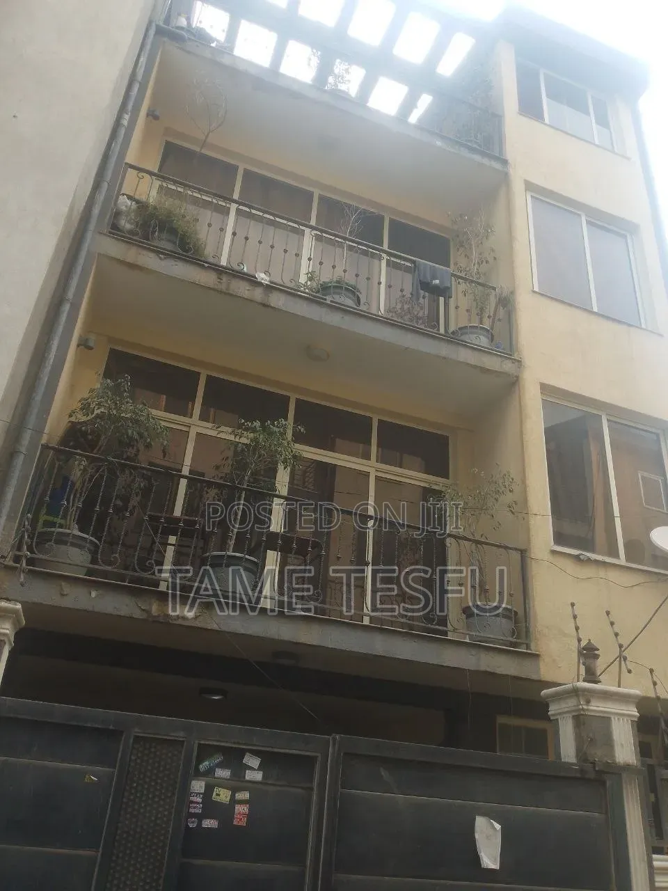 Furnished 5bdrm House in Hayat, Bole for sale