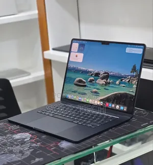 New Laptop Apple MacBook Air 2025 M4 16GB Apple M4 SSD 256GB