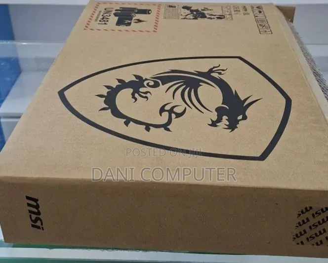New Laptop MSI Cyborg 15 16GB Intel Core i7 SSD 1T
