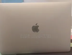 New Laptop Apple MacBook Pro 2020 M1 8GB Apple M1 SSD 256GB
