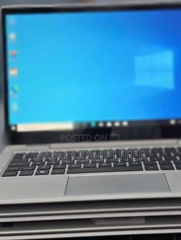 New Laptop HP EliteBook 830 G8 32GB Intel Core i7 SSD 512GB