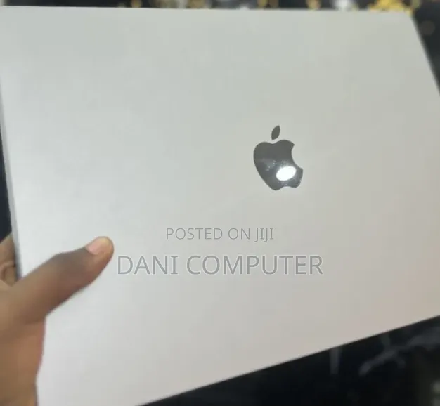 New Laptop Apple MacBook Pro 2021 M1 32GB Apple M1 SSD 512GB