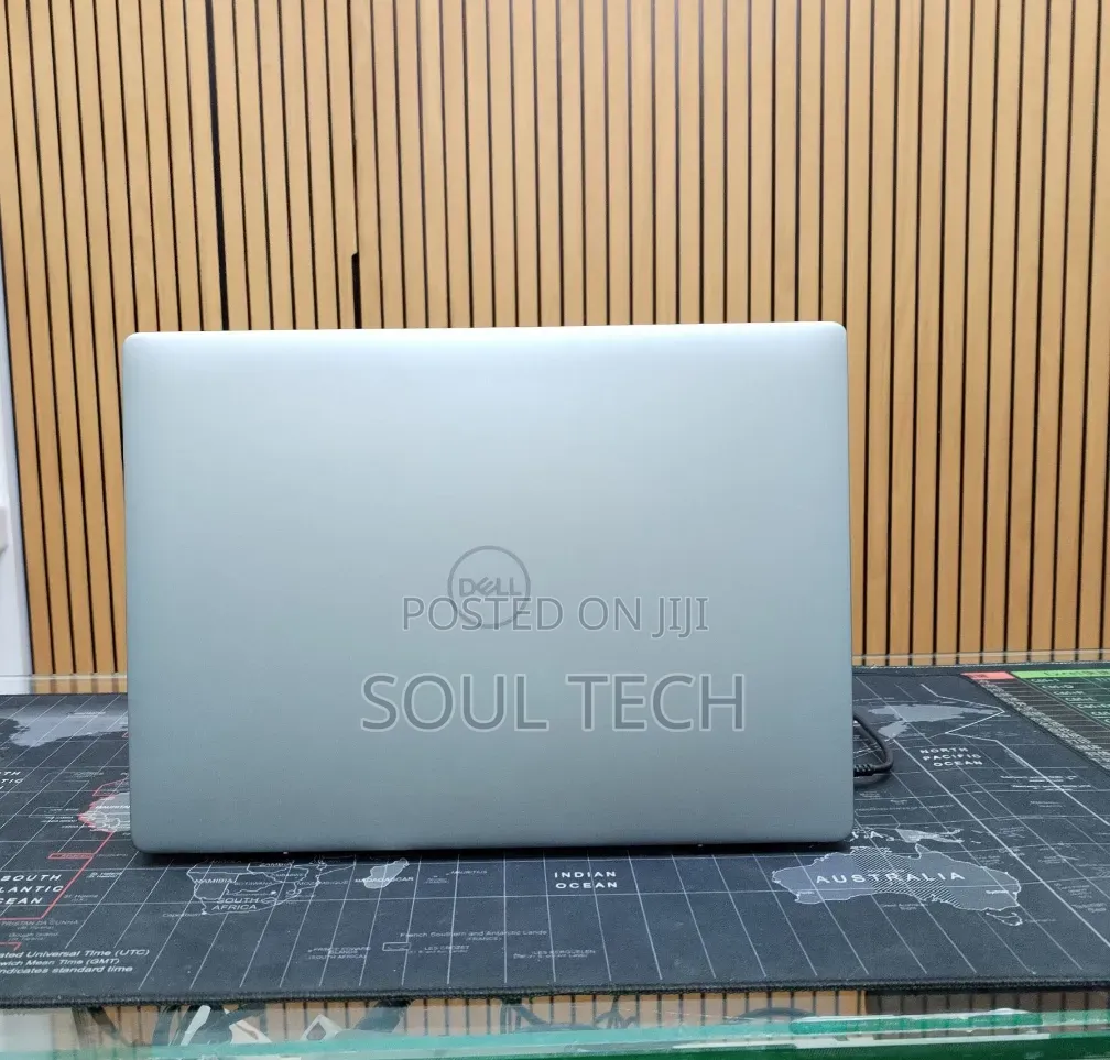 New Laptop Dell Inspiron 14 7440 16GB Intel Core Ultra 7 SSD 1T