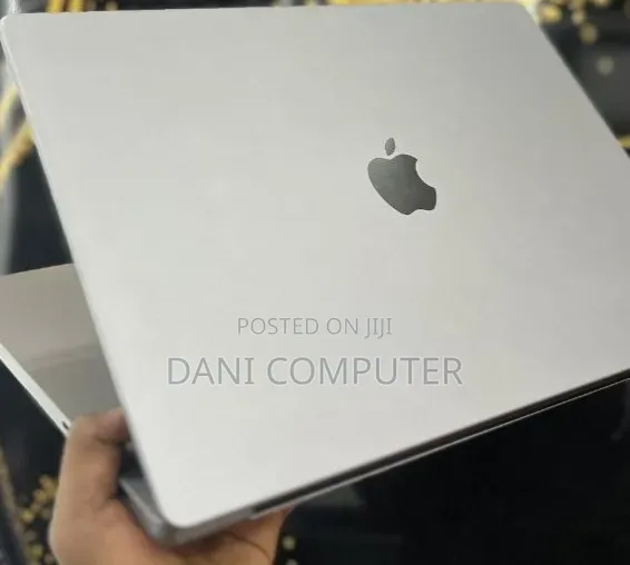 New Laptop Apple MacBook Pro 2021 M1 32GB Apple M1 SSD 512GB