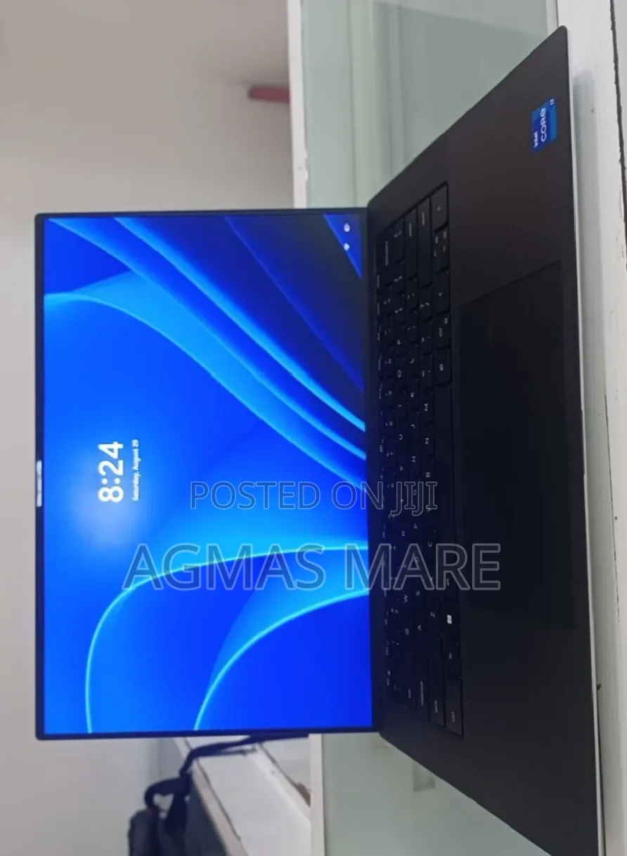New Laptop Dell XPS 15 16GB Intel Core i7 SSD 512GB
