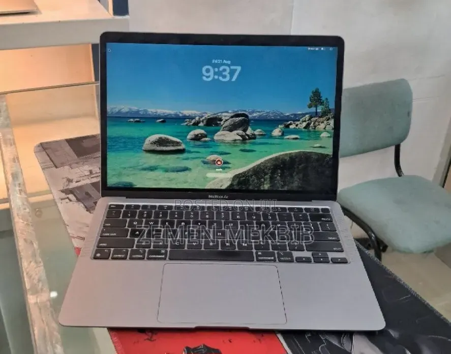 New Laptop Apple MacBook Air 2020 M1 16GB Apple M1 SSD 256GB