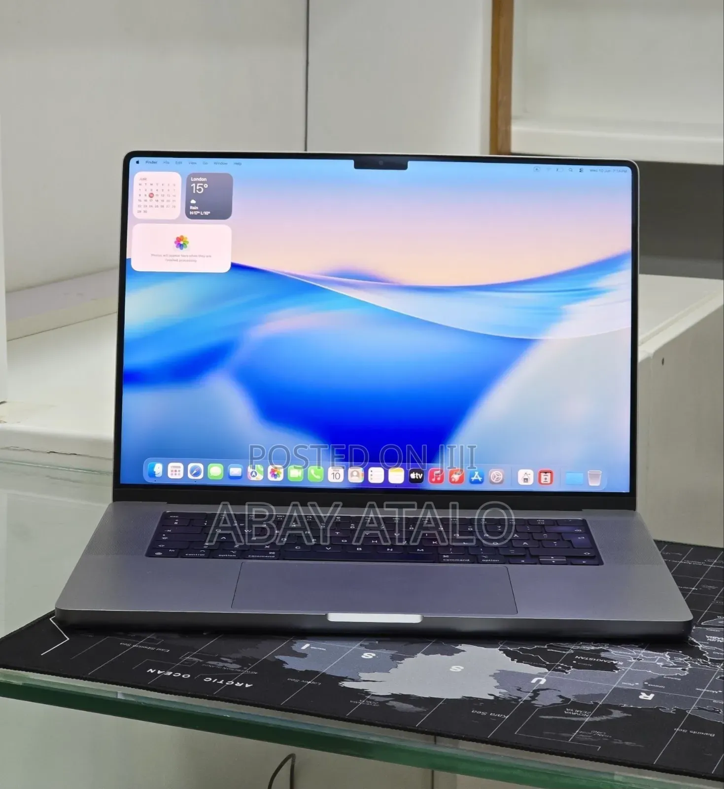 New Laptop Apple MacBook 32GB Apple M1 Pro SSD 40GB
