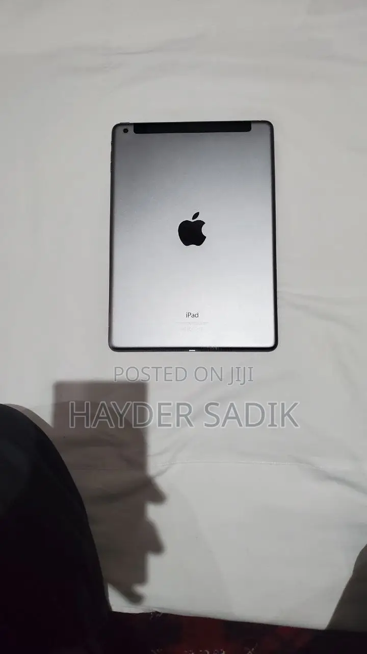 Apple iPad Air 16 GB Silver