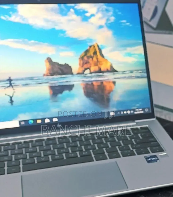 New Laptop HP EliteBook 840 G9 16GB Intel Core i7 SSD 512GB