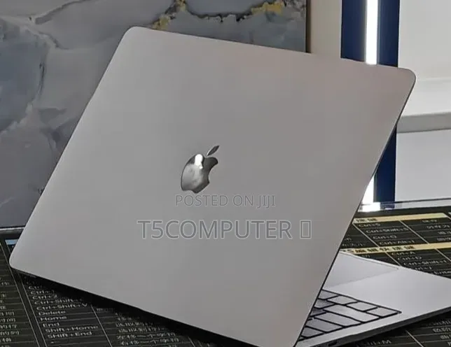 New Laptop Apple MacBook Air 2020 M1 16GB Apple M1 SSD 1T