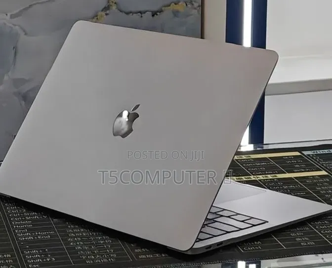 New Laptop Apple MacBook Air 2020 M1 16GB Apple M1 SSD 1T