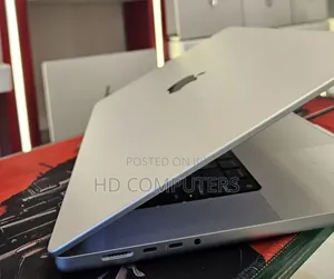 New Laptop Apple MacBook Pro 2021 M1 16GB Apple M1 Pro SSD 512GB