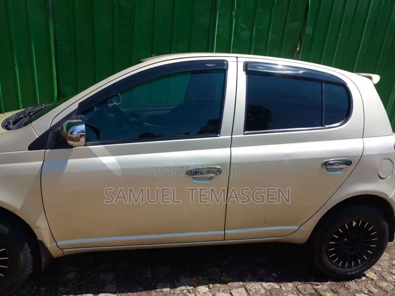 New Toyota Vitz 2002 Ivory