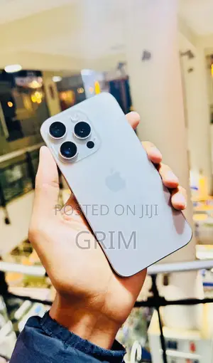 Apple iPhone 15 Pro 128 GB Gold