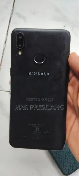 Samsung A10 32 GB Black