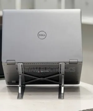 New Laptop Dell Latitude 3310 2-in-1 16GB Intel Core i5 SSD 512GB