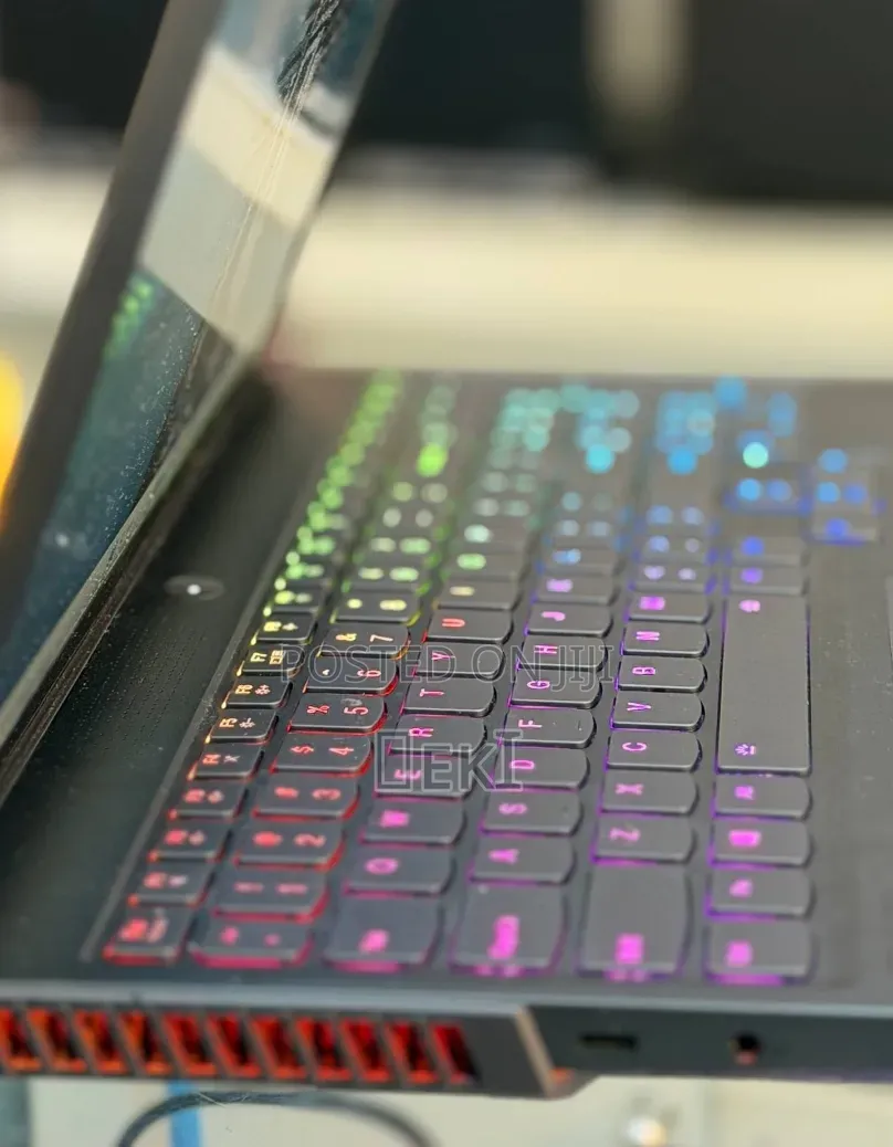 New Laptop Lenovo Legion 5 16GB AMD Ryzen 7 SSD 512GB