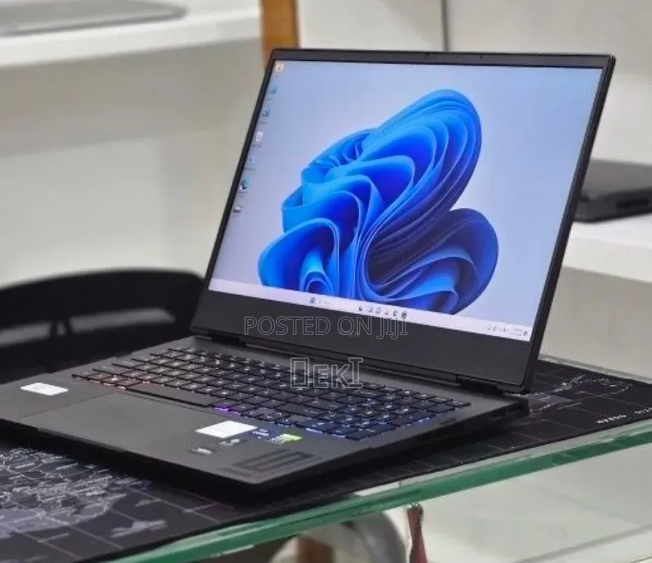 New Laptop HP Omen 16 16GB Intel Core i7 SSD 512GB
